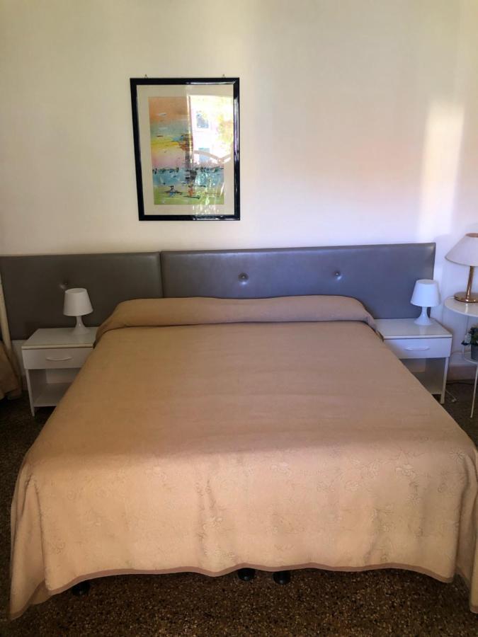 Hotel Azzurro Varazze Εξωτερικό φωτογραφία