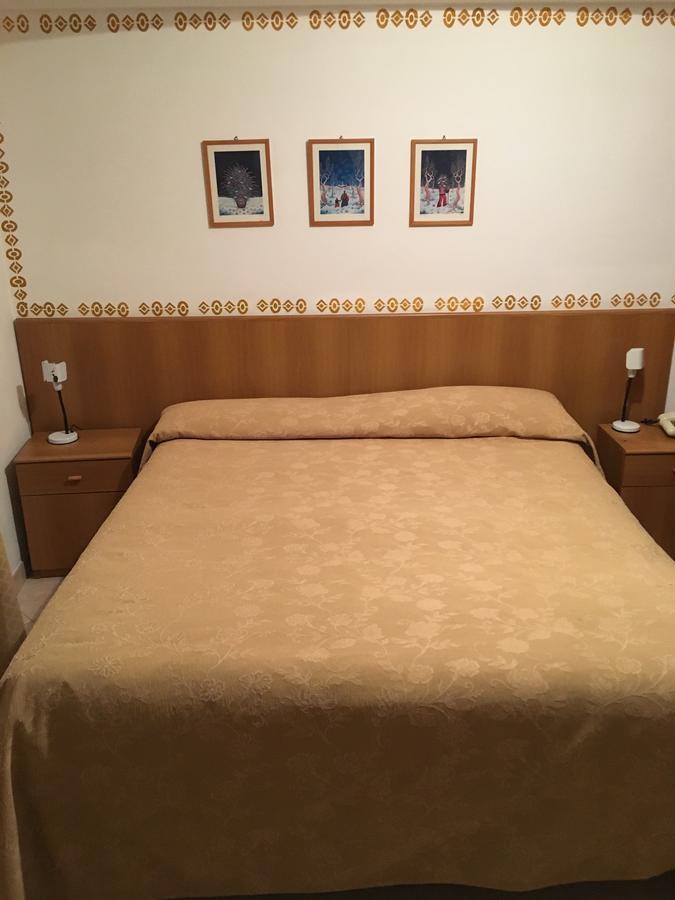 Hotel Azzurro Varazze Εξωτερικό φωτογραφία