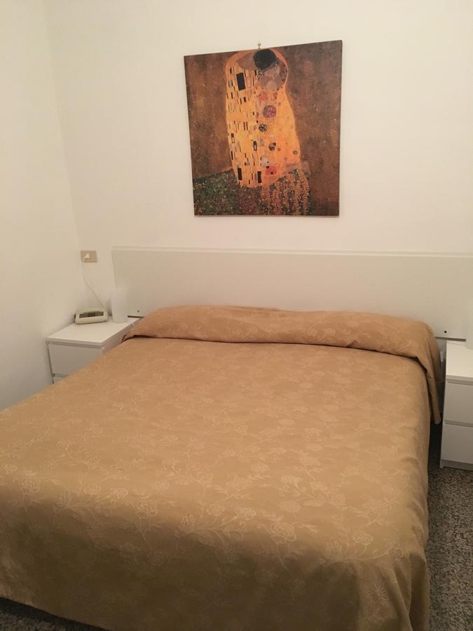 Hotel Azzurro Varazze Εξωτερικό φωτογραφία