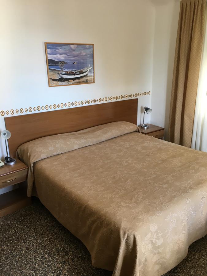 Hotel Azzurro Varazze Εξωτερικό φωτογραφία